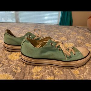 Turquoise Low top Converse